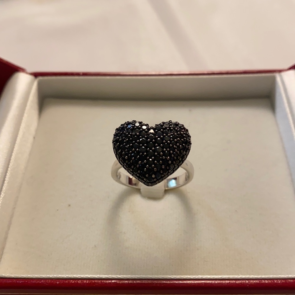 Gorgeous Black Spinel Heart shaped ring Sterling 9